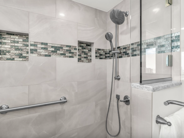 South end Marco Island Luxury Condo 3 month minimum